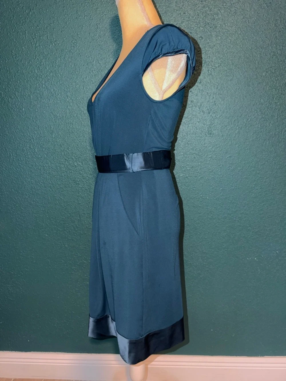 BCBGMaxAzria Teal V-Neck Fit-and-Flare Midi Dress